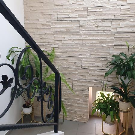 Egri Csillagocska Apartman ภายนอก รูปภาพ