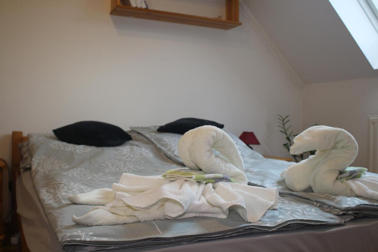Egri Csillagocska Apartman ภายนอก รูปภาพ